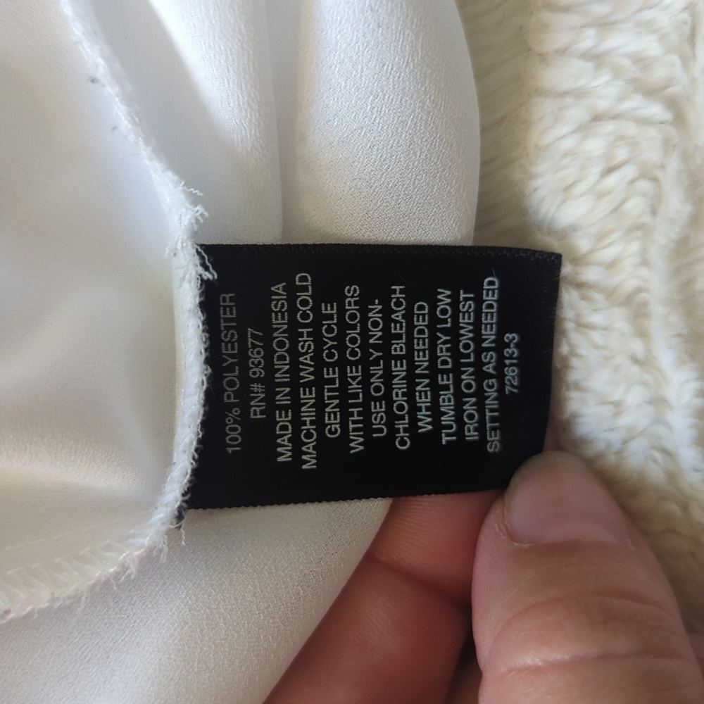 Like New Worthington Button Down - Picture 8 of 11